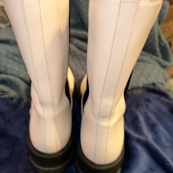 Preloved Michael Kors Elastic Side Panel Boots - Picture 3 of 11